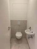 Toilette séparé 1